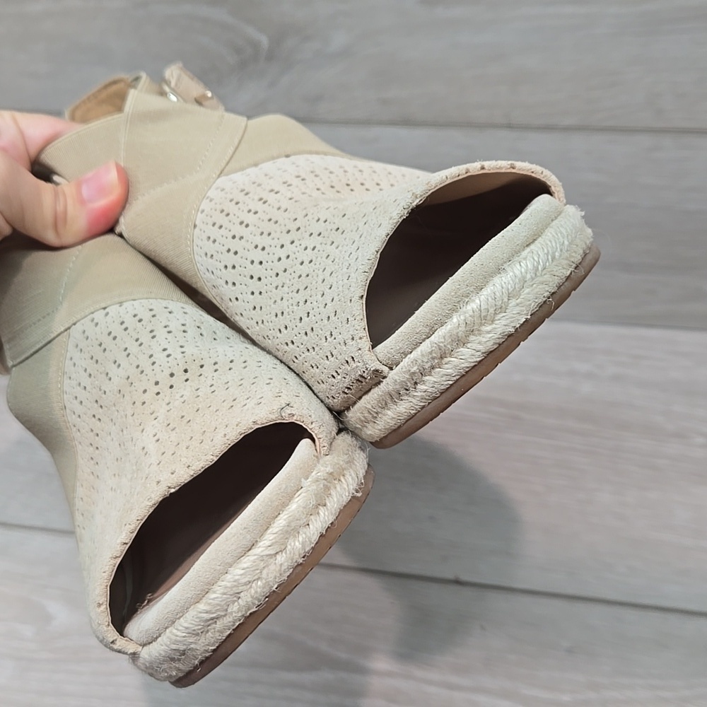 NYDJ Women's Charismasa Tan Wedge Sandals Espadrille Shoes Sz 7M - Picture 5 of 13